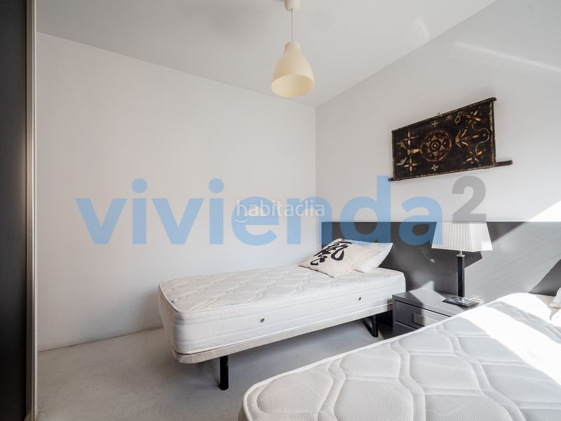 Foto 1d4d75a3-d95d-4d00-aeb6-95a269657e19. Pis amb calefacció aparcament piscina a Sanchinarro Madrid
