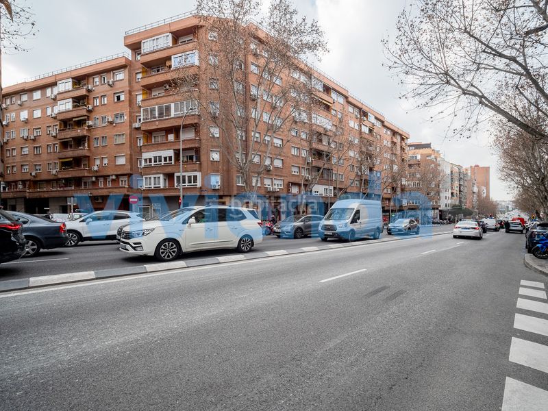 Foto ad207e2c-3a1f-449e-a264-20af2556086b. Pis amb calefacció a Acacias Madrid