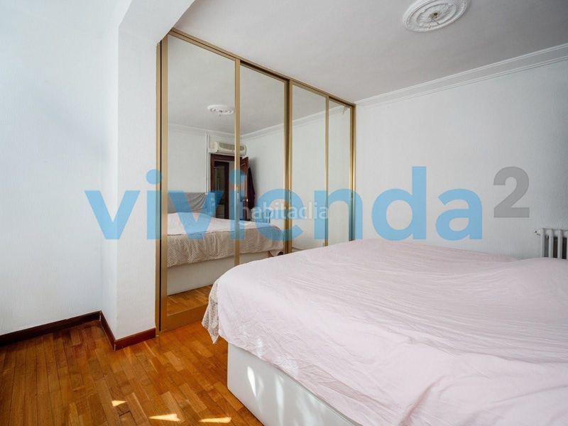 Foto c23fe124-f63b-40a2-abd9-56521729a02d. Pis amb calefacció aparcament a Valdezarza Madrid