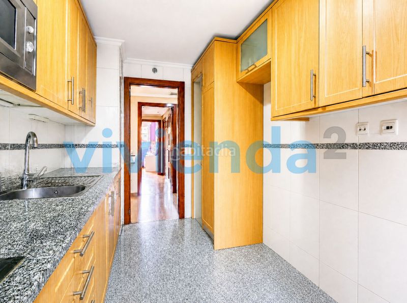 Foto e7a0a752-3e94-4df1-8ae0-ffcee6e07bb4. Pis amb calefacció aparcament piscina a Legazpi Madrid