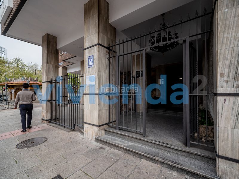 Foto b138c93d-8b19-457f-8ab5-886fc0f43f5e. Pis amb calefacció a Ciudad Universitaria Madrid