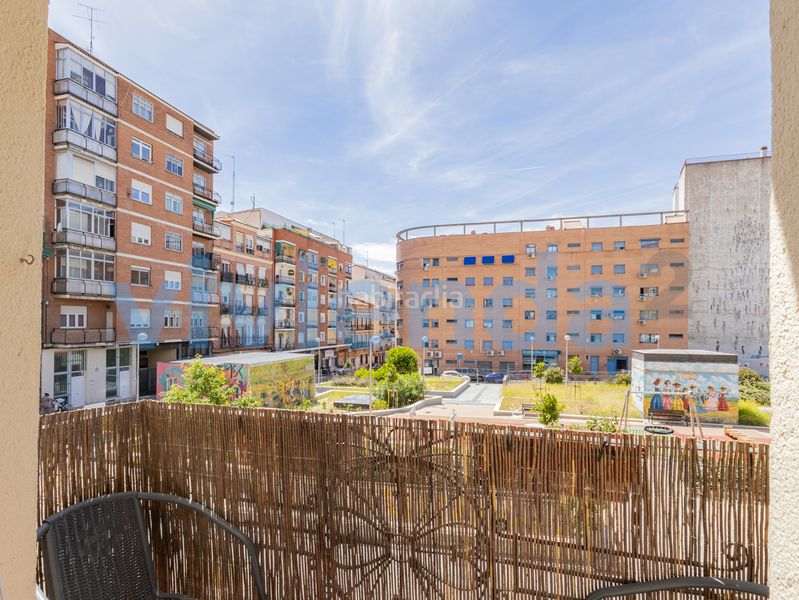 Foto aa85611d-93c8-44ce-8a92-7254c609ada0. Pis amb calefacció a Bellas Vistas Madrid