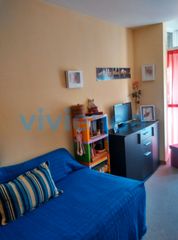 Flat  Calle de las azucenas. Piso en valdeacederas, 45 m2, 1 dormitorios, 1 baxf1os, 199.600