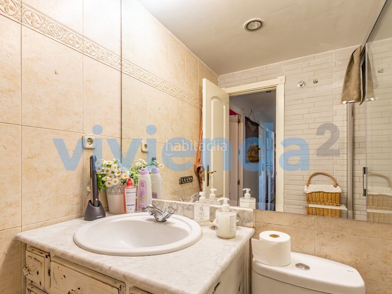 Foto 1a9cd1a6-63ba-49f0-8875-471f2abaaf42. Pis amb calefacció aparcament piscina a Costillares Madrid