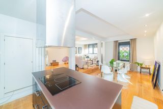 Lloguer Xalet  Calle de hermenegilda martínez. Chalet independiente en el viso, 160 m2, 3 dormitorios, 3 baxf1o