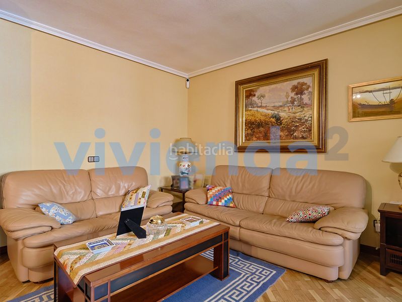 Foto e5dfa9fb-54f3-4532-b44b-1509e0366829. Pis amb calefacció aparcament piscina a San Juan Bautista Madrid