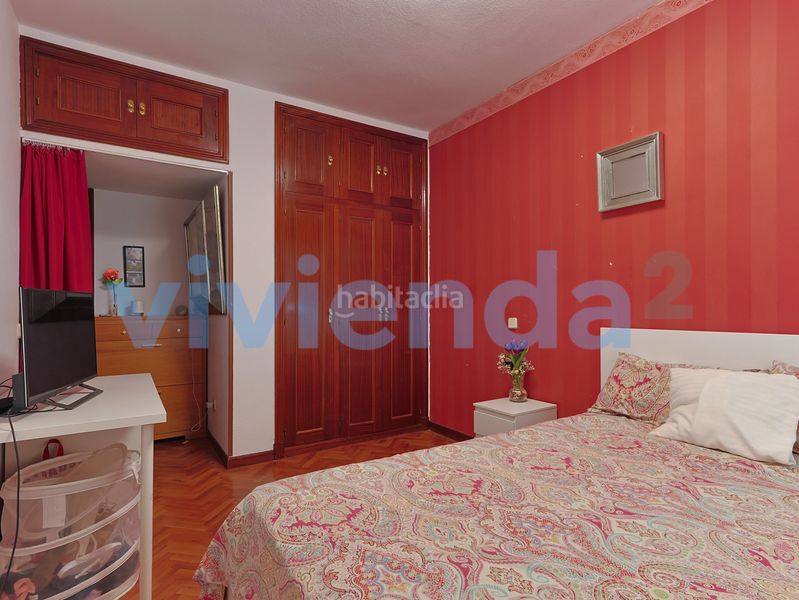 Foto 5d090c8d-995a-46af-8621-82c281b8a8ff. Pis amb calefacció a Valdezarza Madrid