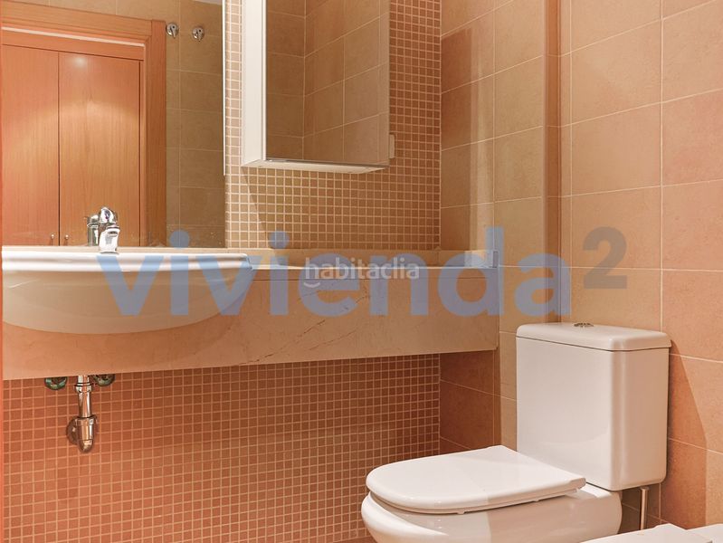 Foto 10ca72c8-c65f-4c81-8d79-cf5f46ca46e1. Pis amb calefacció aparcament piscina a Rejas Madrid