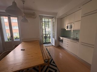 Affitto Appartamento  Calle ferraz. Piso en argxfcelles, 63 m2, 1 dormitorios, 2 baxf1os, 1.450 euro