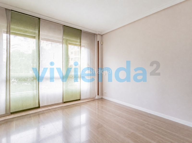 Foto 30d67866-b9aa-4c75-be8d-9d016491b82e. Pis amb calefacció aparcament piscina a Legazpi Madrid