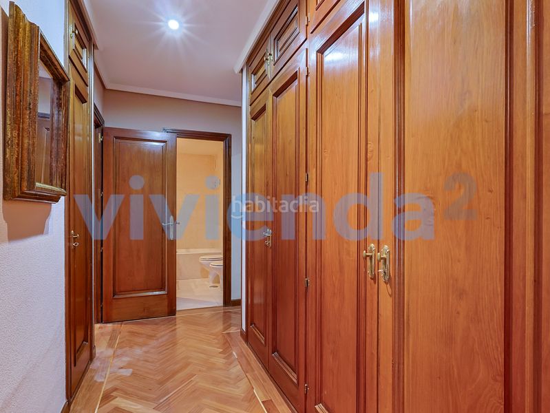 Foto 97b37f75-60a0-427a-a297-a5a1fed2e332. Pis amb aparcament piscina a Castilla Madrid