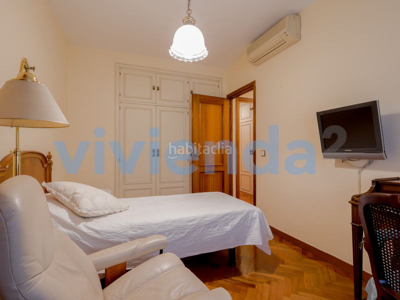 Foto 5e6d7bcd-733a-49e1-8bbf-7d878ff5d25d. Pis amb calefacció aparcament a Ríos Rosas-Nuevos Ministerios Madrid