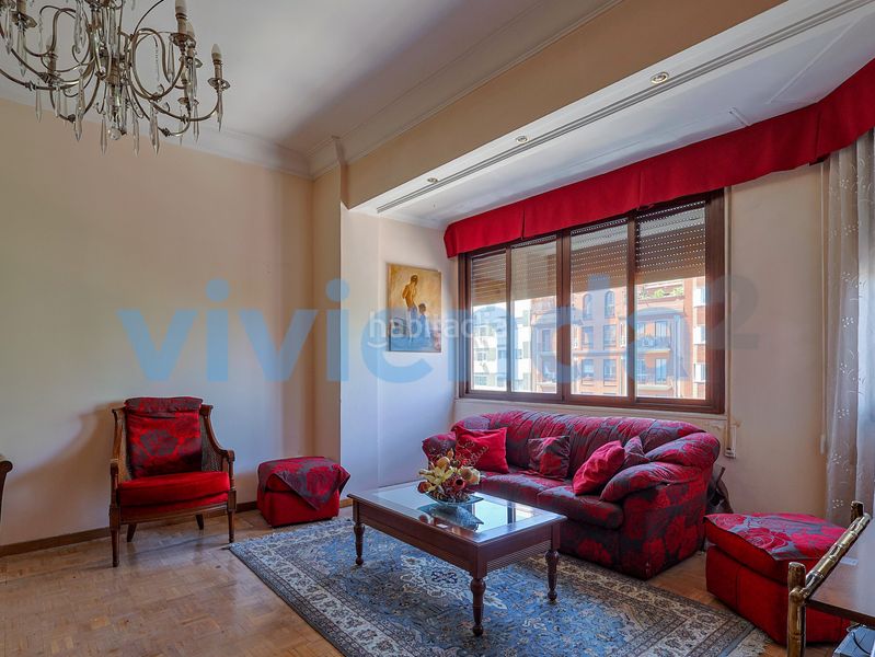 Foto 3cadb15f-ef66-489f-8545-aa3e0b57cfe6. Pis amb calefacció aparcament a Guindalera Madrid