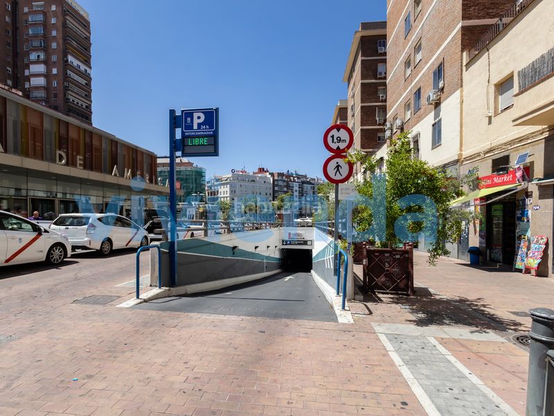 Foto edb4f3b4-5a56-4429-b535-1a951b2f2ebb. Pis amb calefacció aparcament a Guindalera Madrid