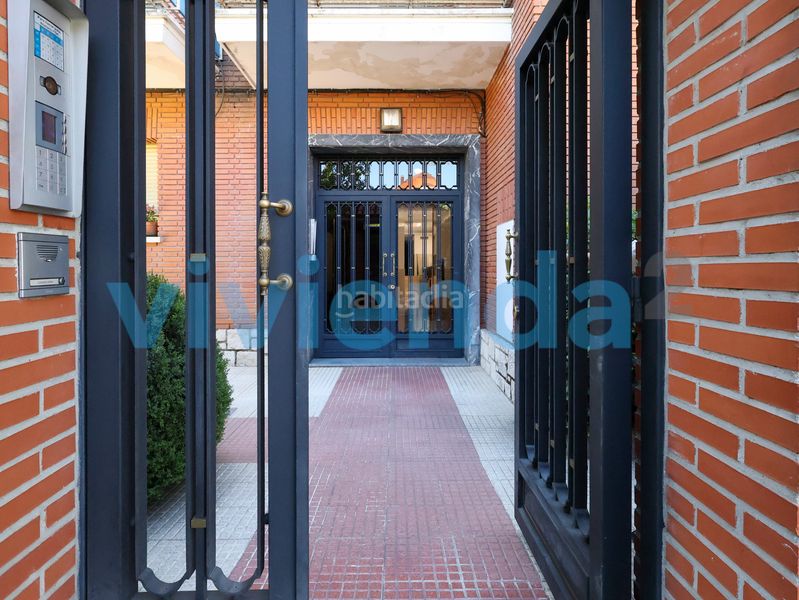 Foto cd28b013-bbab-405d-9c11-929e24d9dc2c. Pis amb calefacció piscina a Concepción Madrid