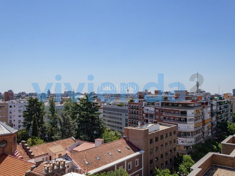 Foto 71e55d9d-e2c0-46eb-b301-4a0788f75811. Àtic amb calefacció a Ríos Rosas-Nuevos Ministerios Madrid