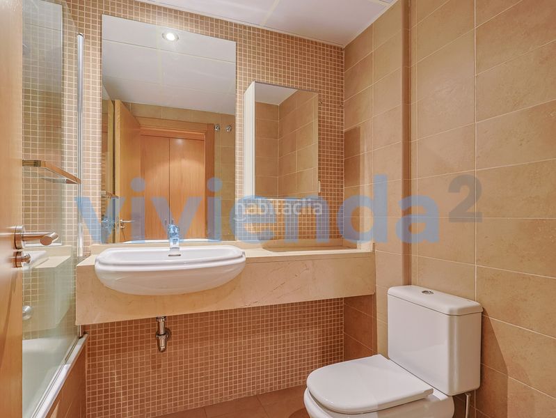 Foto 5288997a-cef4-4ba3-a241-fd605b3d9fab. Pis amb calefacció aparcament piscina a Rejas Madrid
