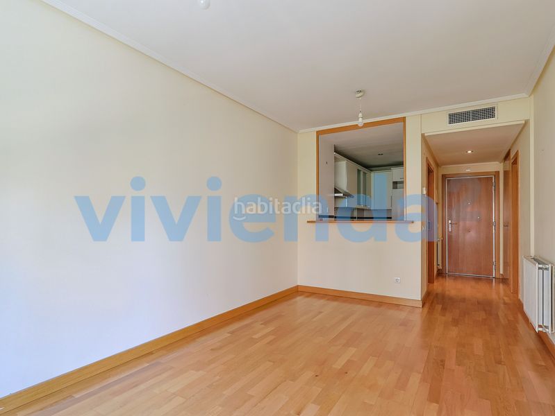 Foto 7253a8f6-09e5-4713-a2fd-0ca8f3c68363. Pis amb calefacció aparcament piscina a Rejas Madrid