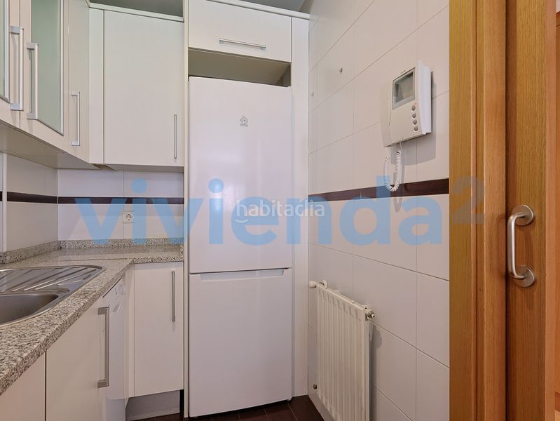 Foto cf70ac3e-3b8c-4c31-b385-dbd10c98fa10. Pis amb calefacció aparcament piscina a Rejas Madrid