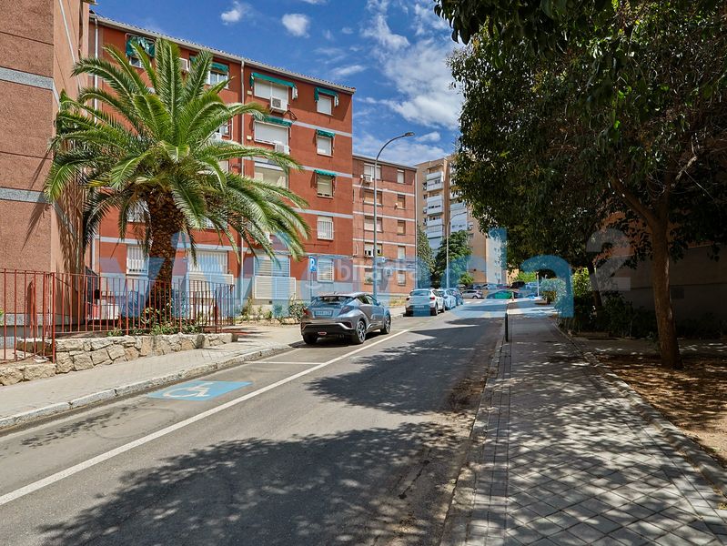 Foto 07f914ea-23a8-444a-9f4c-b364eacc51ad. Pis a Ventas Madrid