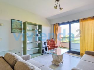 Alquiler Piso  Calle de san restituto. Piso en valdezarza, 90 m2, 2 dormitorios, 1 baxf1os, 1.550 euros
