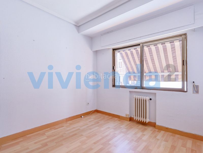 Foto 3b512a7f-0a66-4795-a647-f54d9b652aad. Pis amb calefacció a Guindalera Madrid