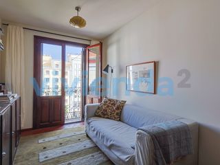 Miete Studiowohnung  Cuesta de santo domingo. Estudio en palacio, 32 m2, 0 dormitorios, 1 baxf1os, 1.200 euros