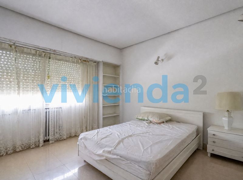 Foto 0e3a469e-f9e2-4863-b492-f6a170d62c9c. Xalet amb calefacció aparcament a Concepción Madrid
