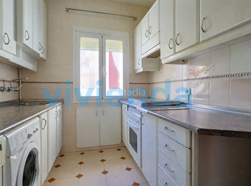 Foto f43a822d-72e3-4dab-9585-e8aa037c5a55. Pis amb calefacció a Concepción Madrid