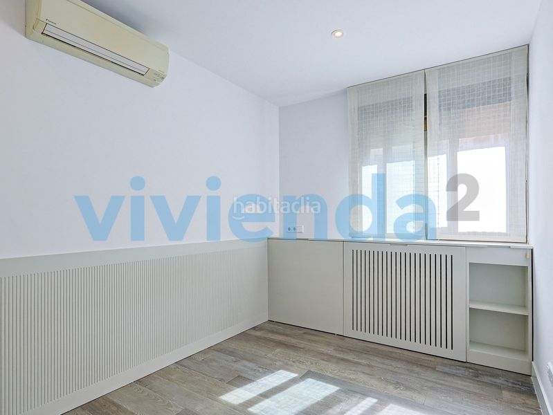 Foto 4e6becfa-7c2f-4f40-a64c-1a99bb71ce19. Pis amb calefacció aparcament piscina a Sanchinarro Madrid