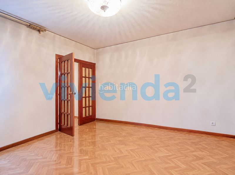 Foto f88ded78-1b93-4cca-973b-938846e42a90. Pis amb calefacció a Gaztambide Madrid