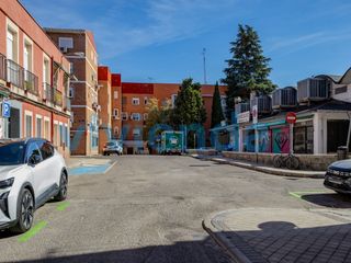 Pis  Melchor cano. Piso en casa de campo, 122 m2, 3 dormitorios, 2 baxf1os, 527.225
