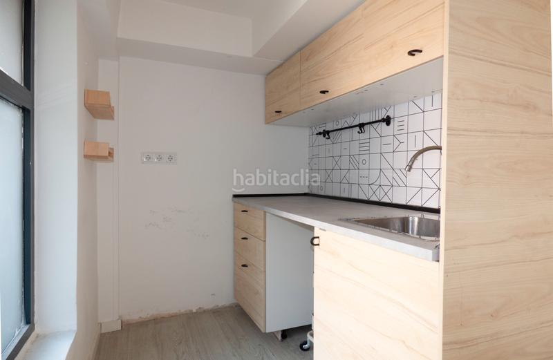 Foto dcf3f0eb-f00f-4f93-86a3-4093865f8252. Local comercial local en venta en Sur - PAU 4 Móstoles