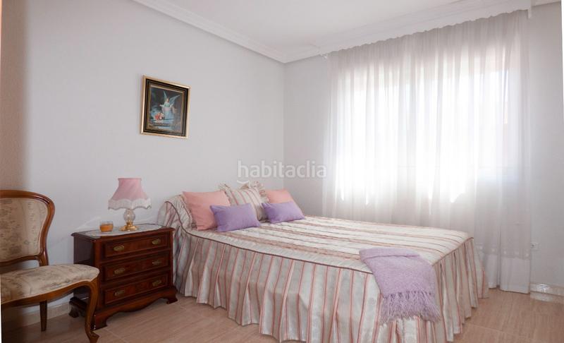 Foto 7f886c73-f478-4b0a-9c8c-0495d146c48e. Xalet amb xemeneia calefacció aparcament a Chozas de Canales