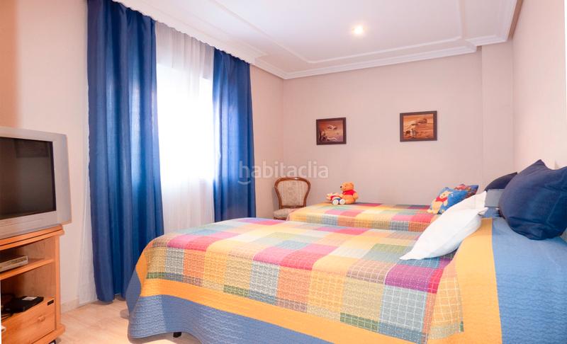Foto a6fd0744-7bd9-4d8d-b5b6-d581ea38cace. Xalet amb xemeneia calefacció aparcament a Chozas de Canales