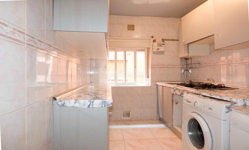 Foto e7ab4cfe-a7b2-4337-845a-b95a2b2585fa. Piso **piso en venta - ¡tu nuevo hogar te espera! ** en Móstoles