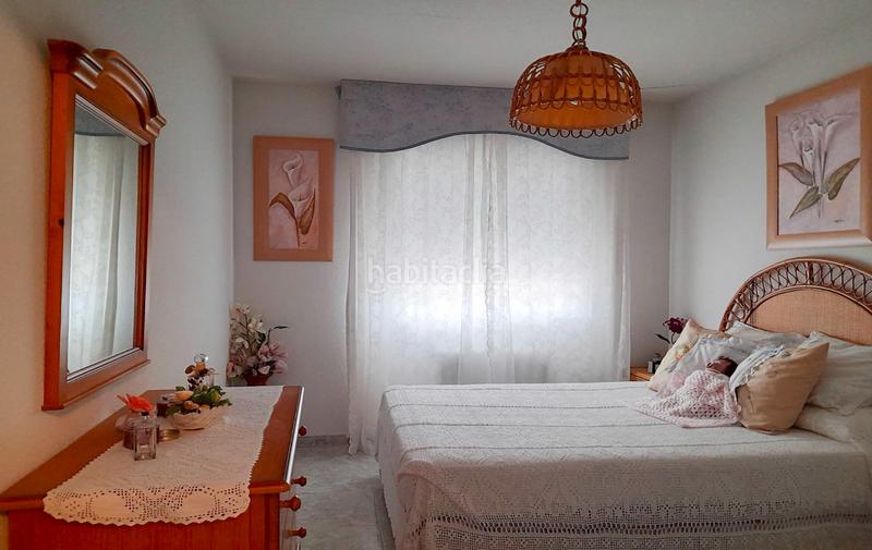 Foto 1e318629-5b7f-42d0-9a56-93ac9e6ed6cc. Casa aparellada amb xemeneia calefacció aparcament a Batres