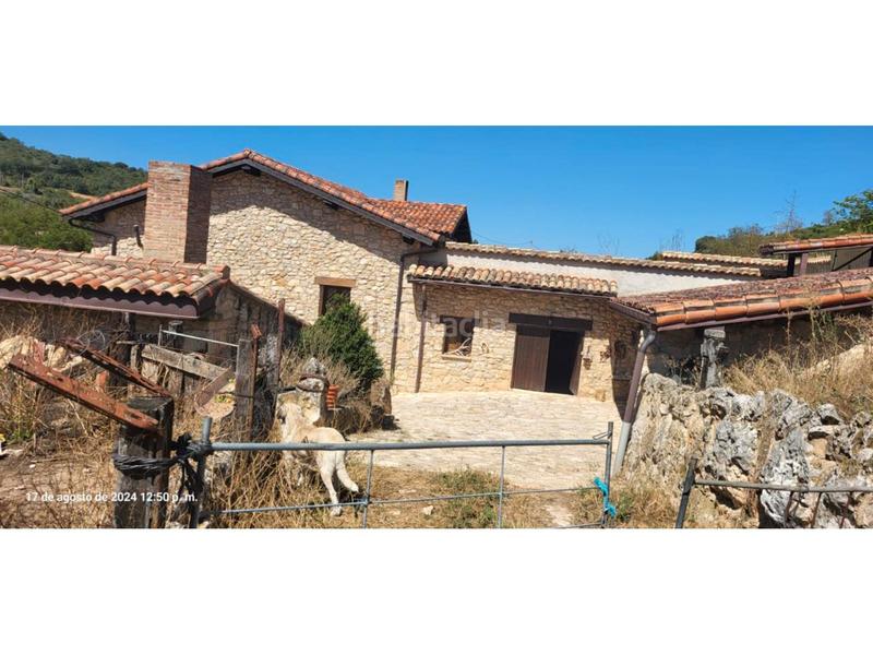 Foto 54ff0d6e-0df6-484b-a0c2-0c277aba9dd7. Casa con parcheggio in Crucero - Aquende Miranda de Ebro