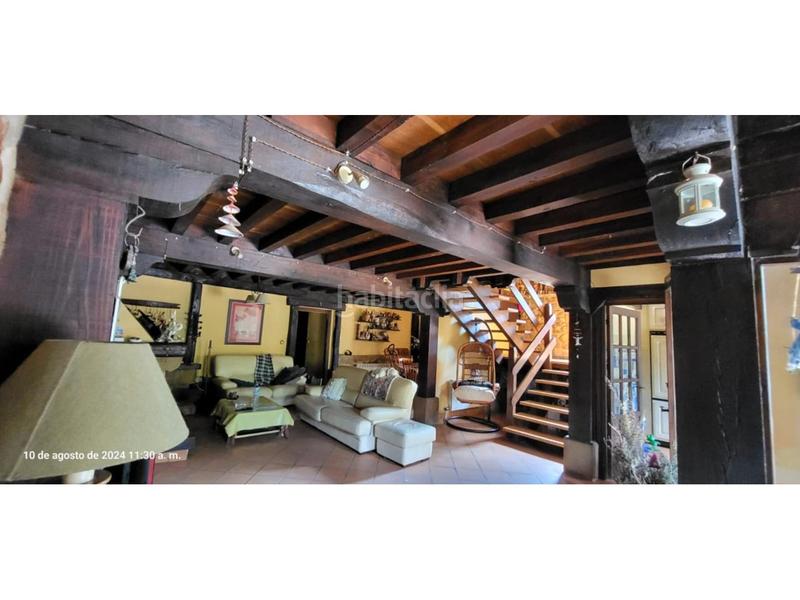 Foto 87f10376-a375-4c1f-a902-9e61b5b4611b. Casa con parcheggio in Crucero - Aquende Miranda de Ebro