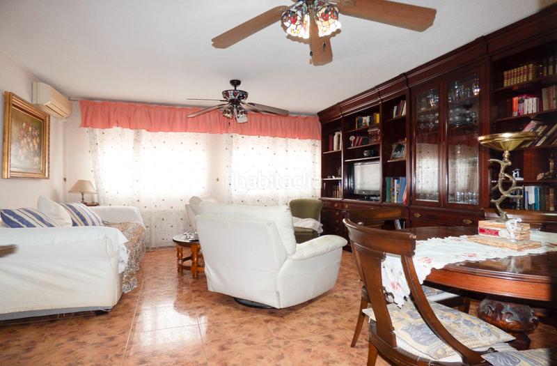 Foto a7d426af-ae0a-49bf-80a6-d103eef936b2. Casa aparellada amb xemeneia aparcament a Villa del Prado