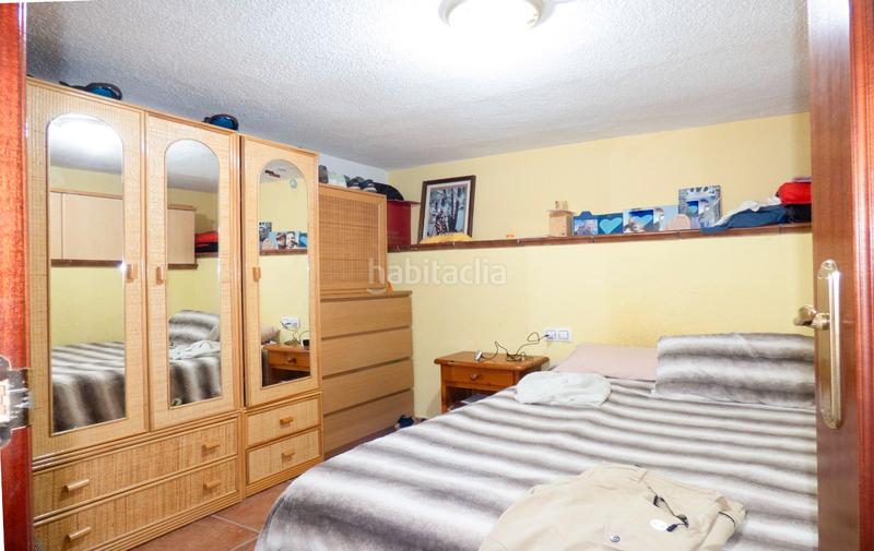 Foto be050715-e261-416e-a505-e7c915996840. Casa aparellada amb xemeneia aparcament a Villa del Prado