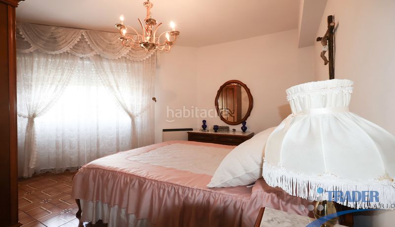 Foto d0a75283-d70d-4bb1-8557-b86430f8512f. Pis a Villaverde Alto Madrid