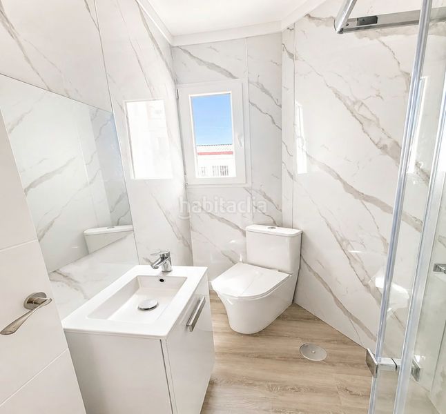 Foto 17082f5b-08b3-4bed-8686-98a2c46af792. Pis a Vista Alegre Madrid