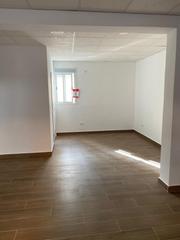 Lloguer Local Comercial a Nuevo Aranjuez-Ciudad de las Artes. Local en zona nuevo aranjuez