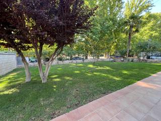 Xalet a Las Aves. Chalet  independiente en zona jardin  de narvaez