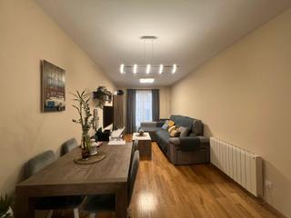 Appartement  Calle de san pascual. Vivienda en la zona centro