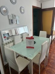 Etagenwohnung  Calle santiago rusiñol. Vivienda en zona vergel las olivas