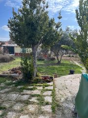 Casa a Colmenar de Oreja. Casa independiente con parcela de 810 metros