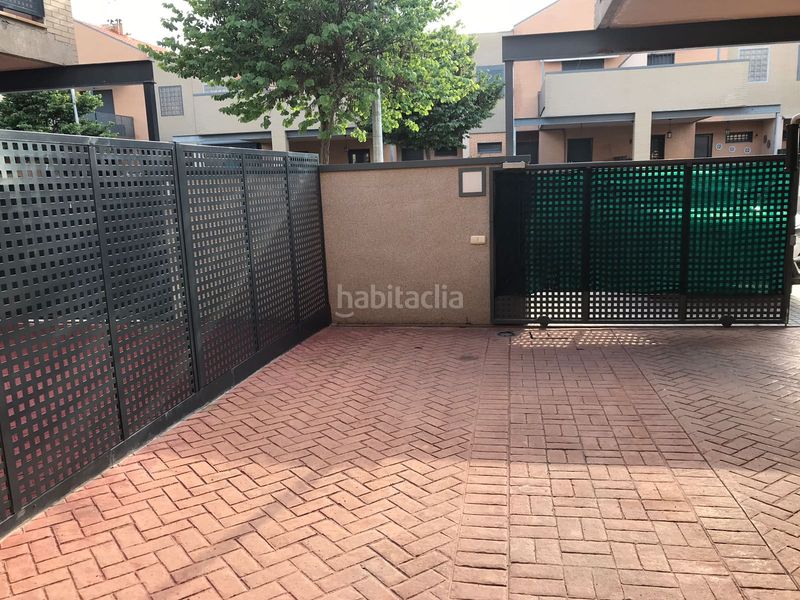 Foto b1352d37-3d6a-4e3c-af93-689858f09cf4. Chalet mit parking in Ontígola