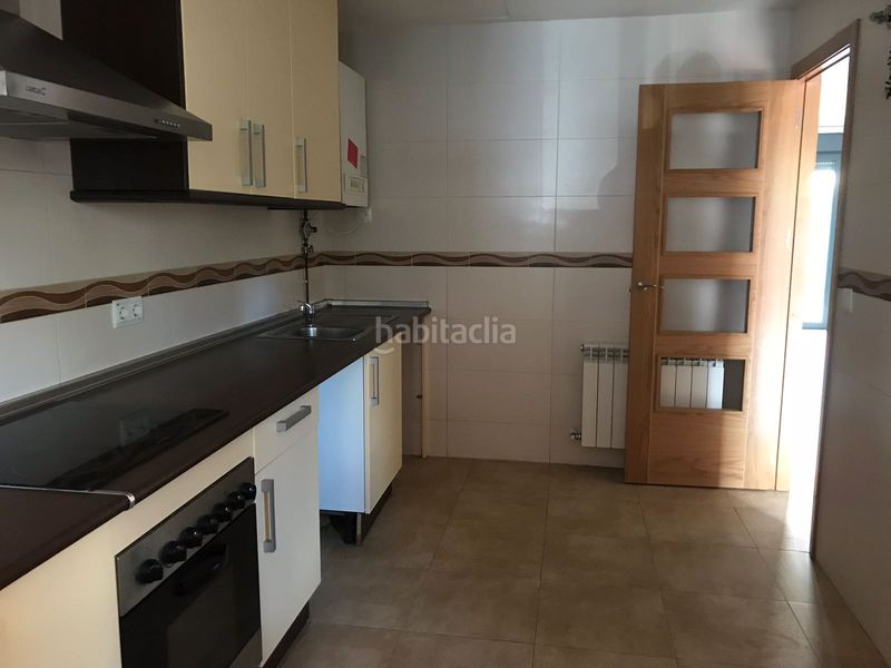 Foto fa550a8e-4ede-4f0d-b4c8-c98bc1f029ef. Chalet mit parking in Ontígola